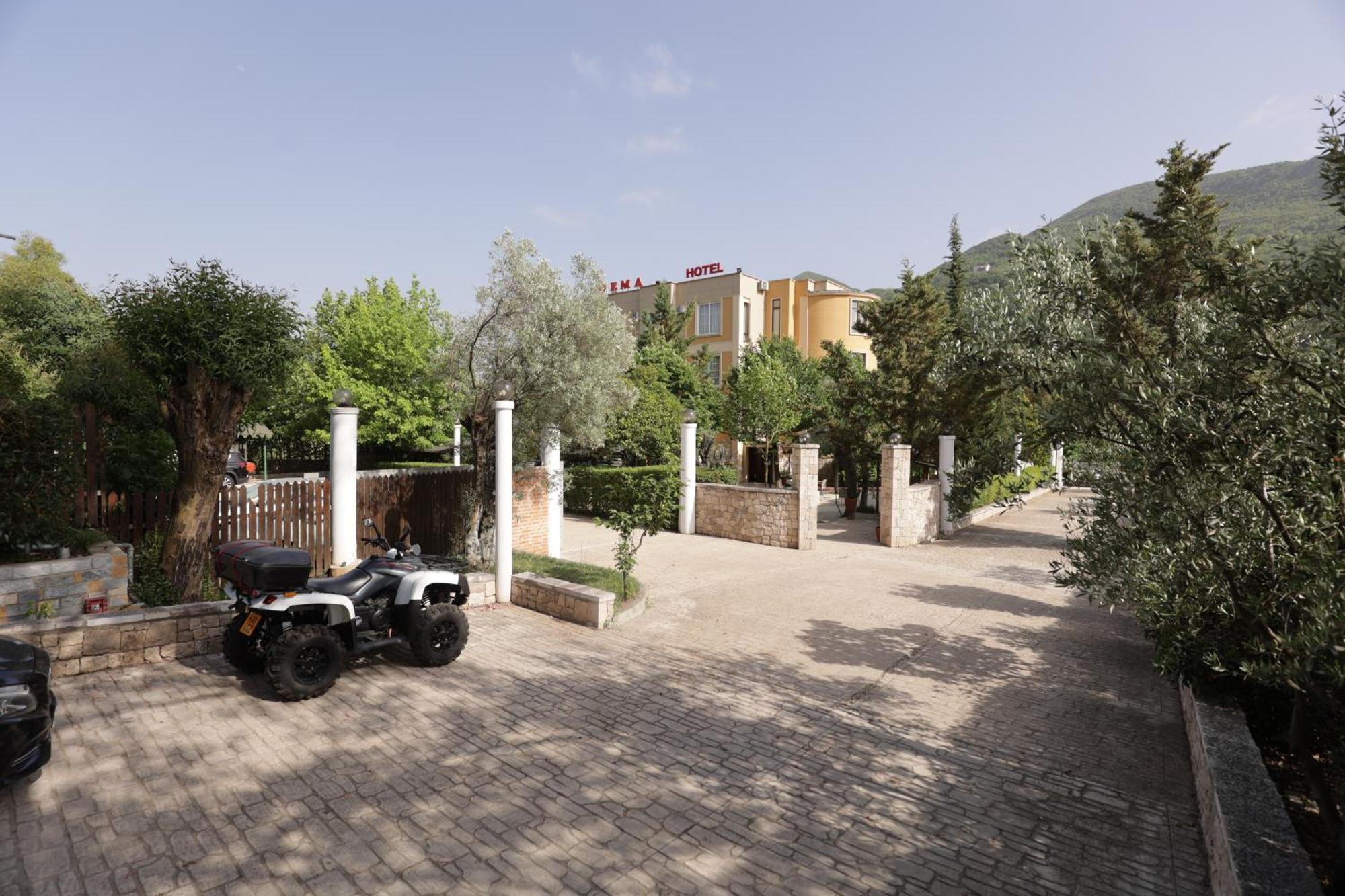 Mema Resort Tirana Exteriör bild
