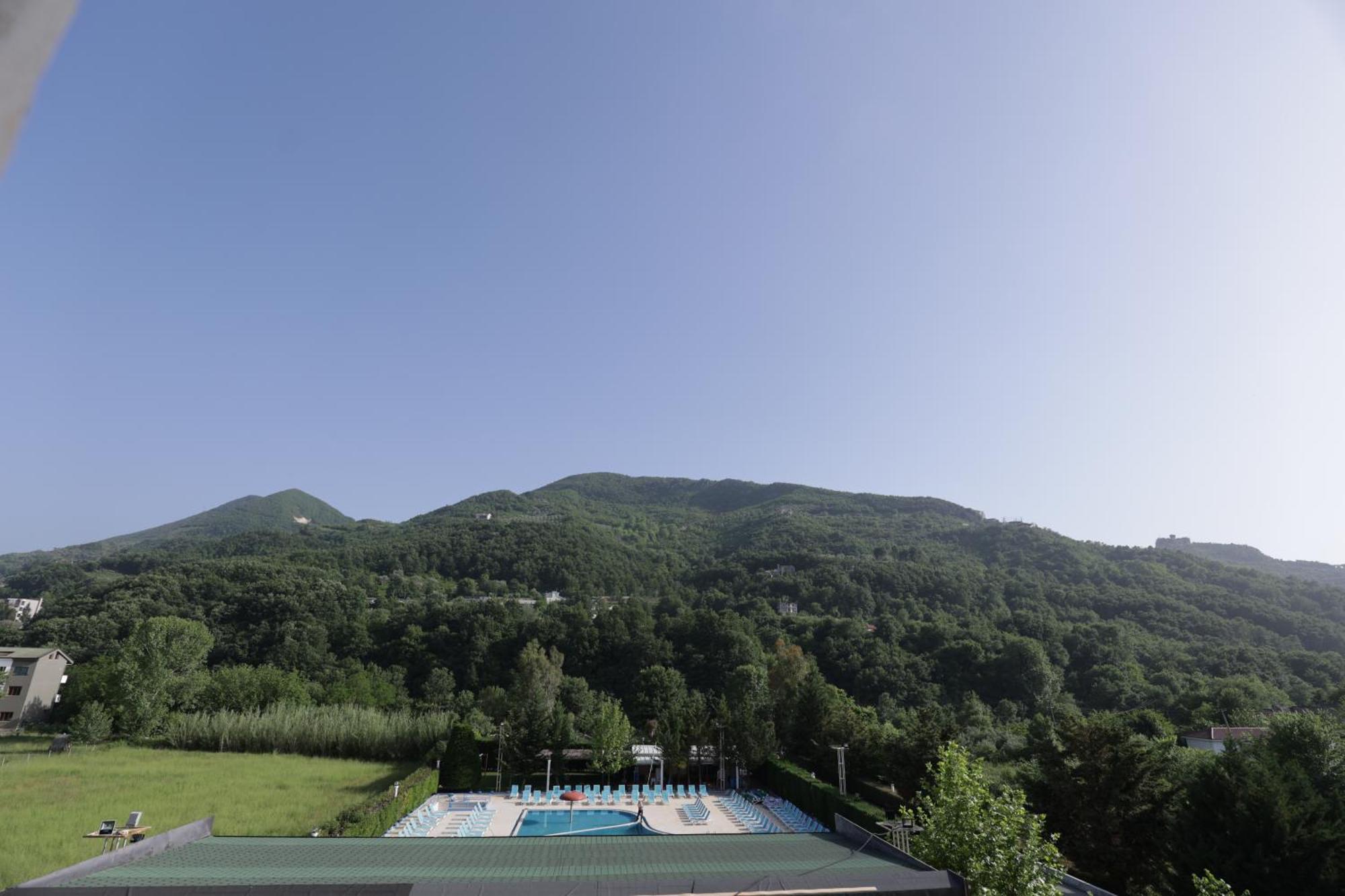 Mema Resort Tirana Exteriör bild