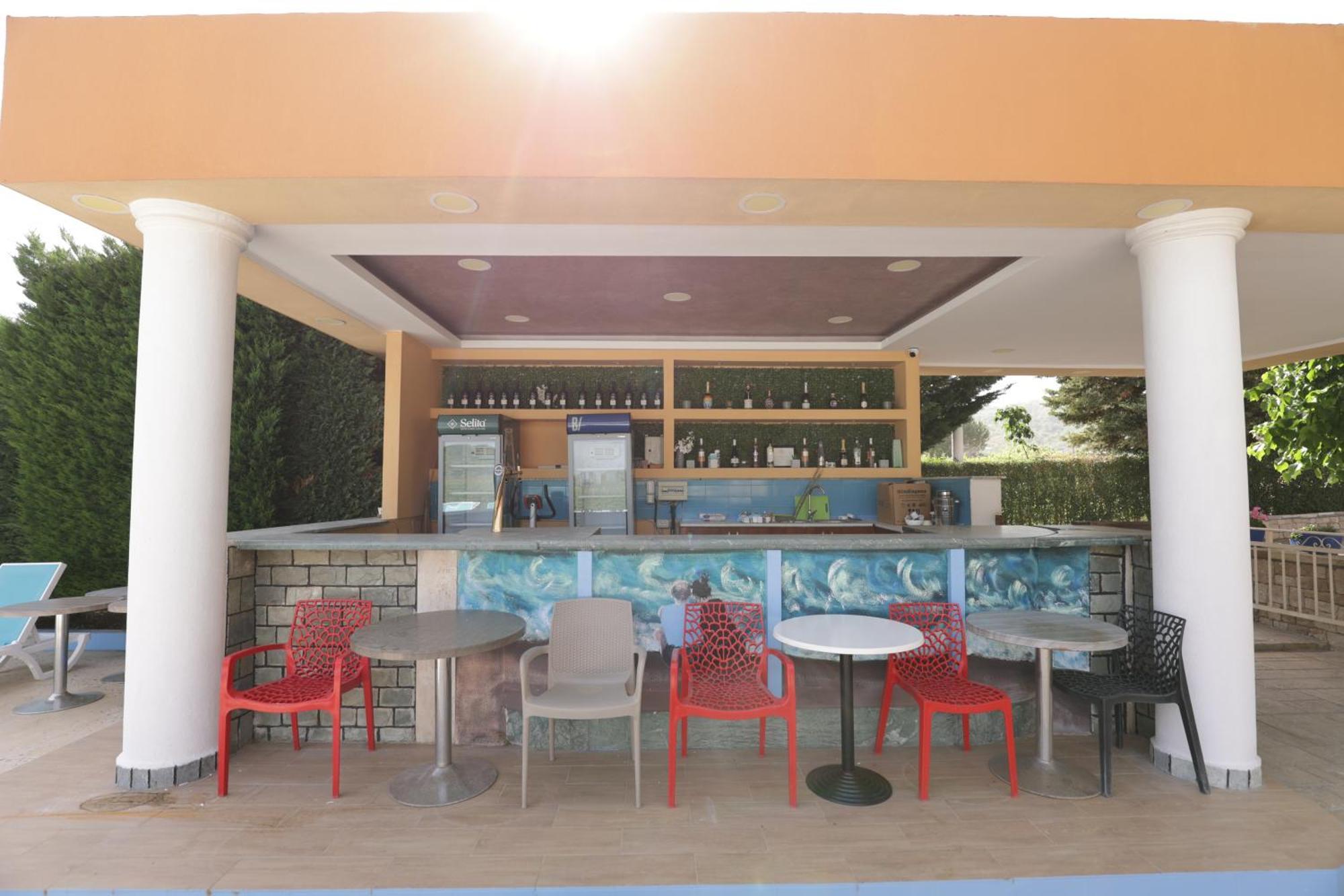 Mema Resort Tirana Exteriör bild