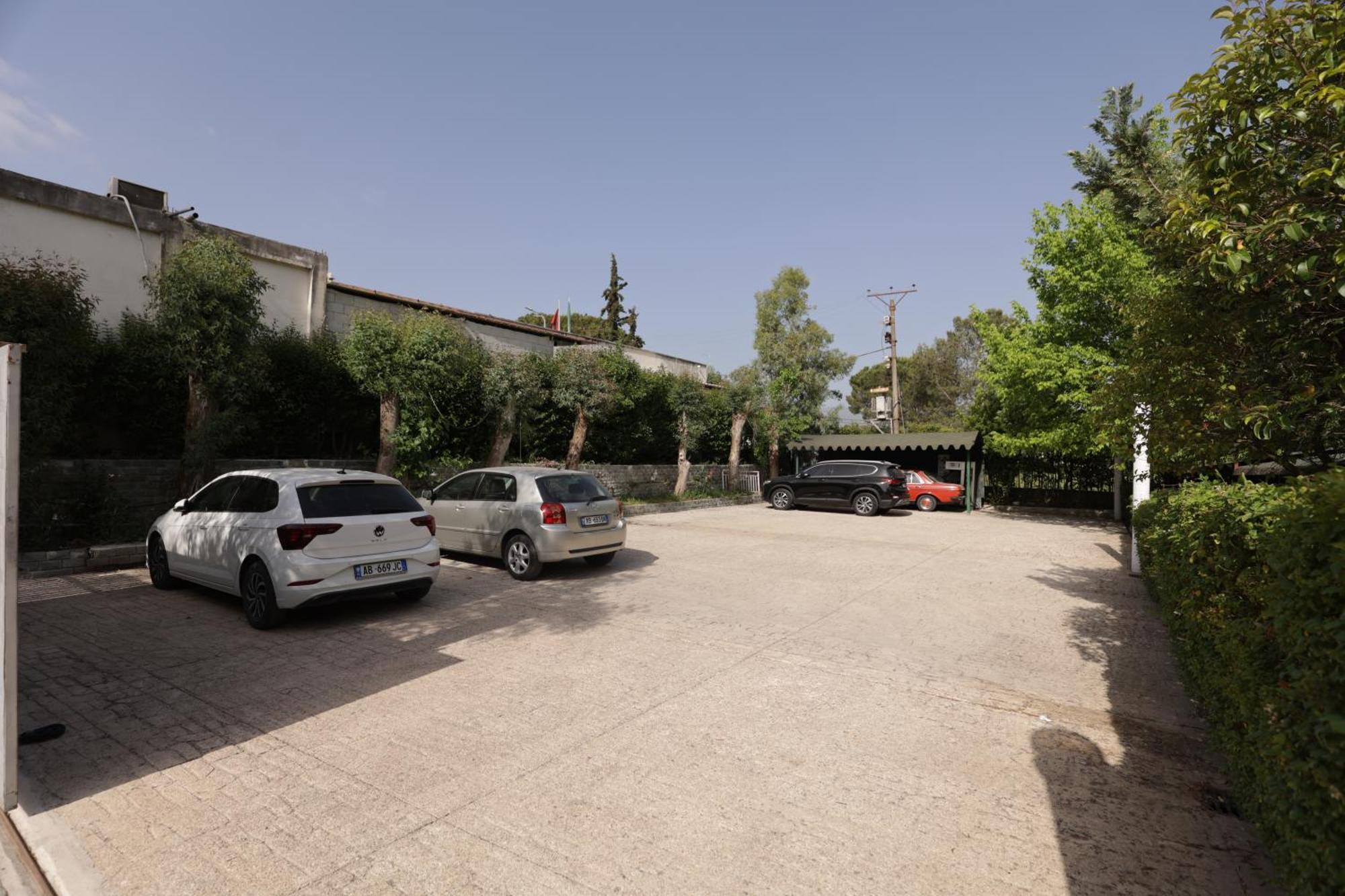 Mema Resort Tirana Exteriör bild